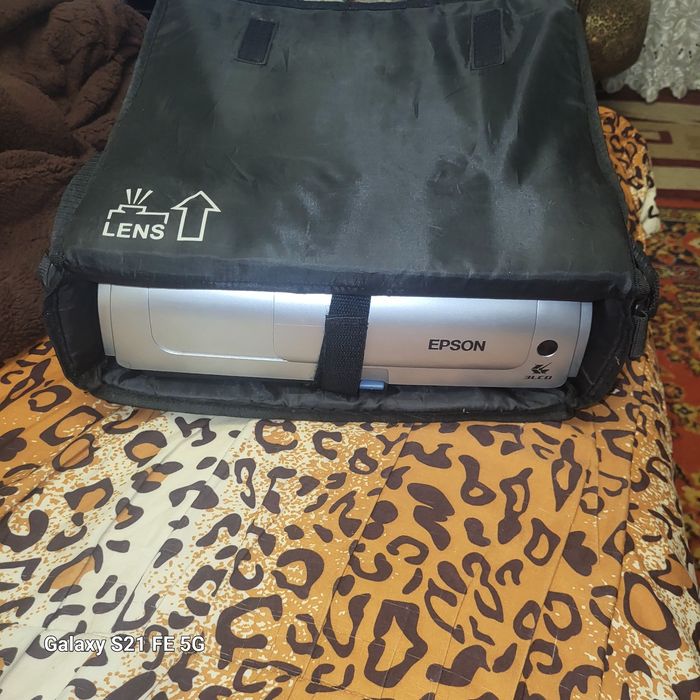 Тв проектор  б/у