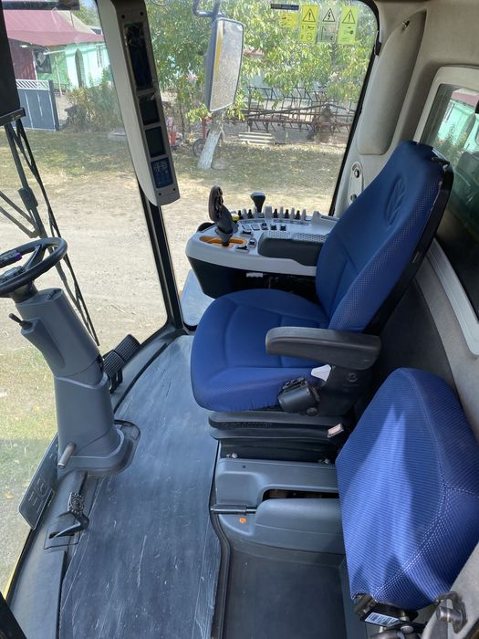 Комбаин NEW HOLLAND TC5.90
