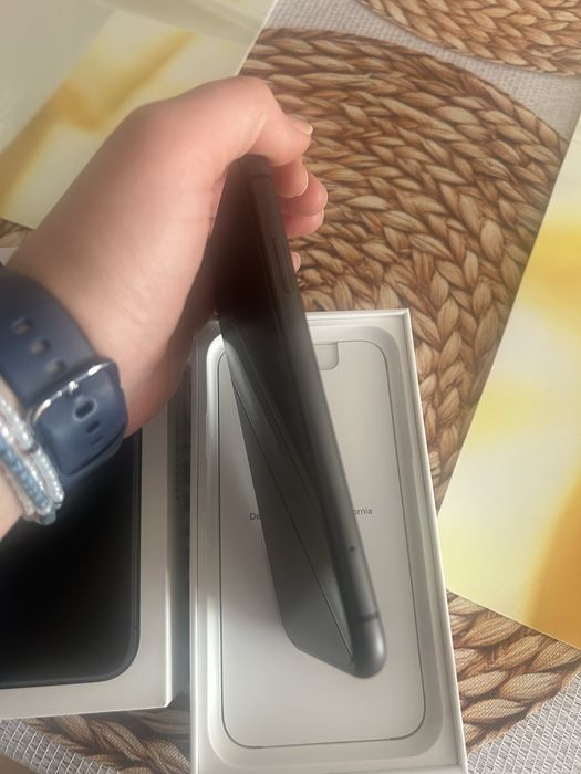 Iphone 11 64 GB czarny