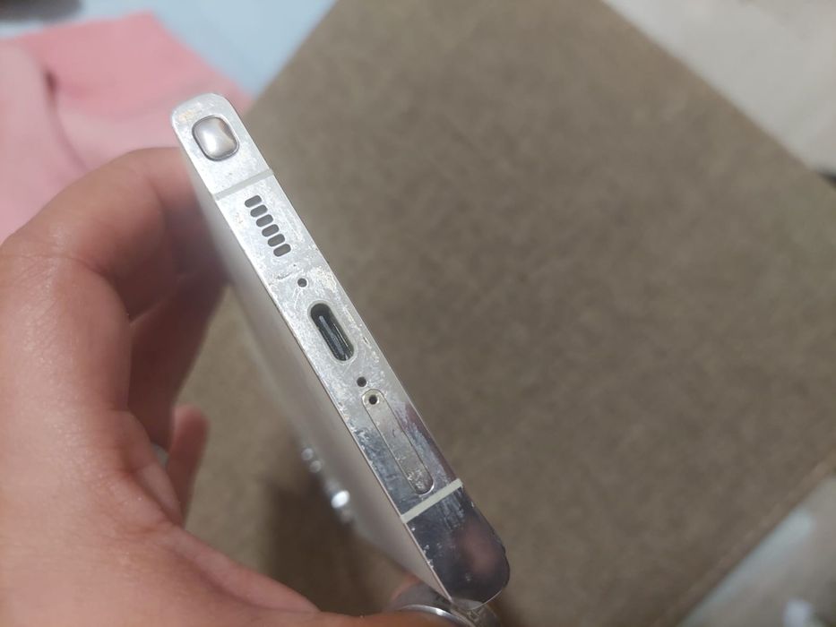 Samsung s23 ultra com acessórios, smartwach e auriculares samsung