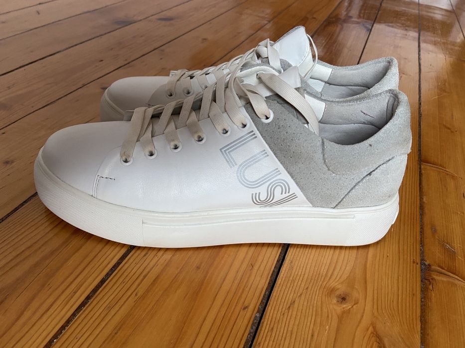 Кожаные белые кеды