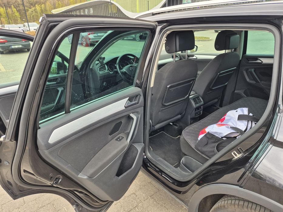 Volkswagen Tiguan 2020r.  DSG ACC stan BDB salon PL