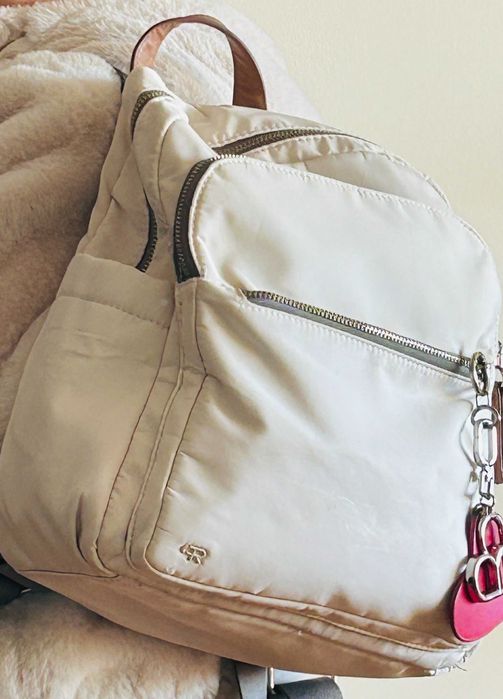 Mochila da marca Parfois