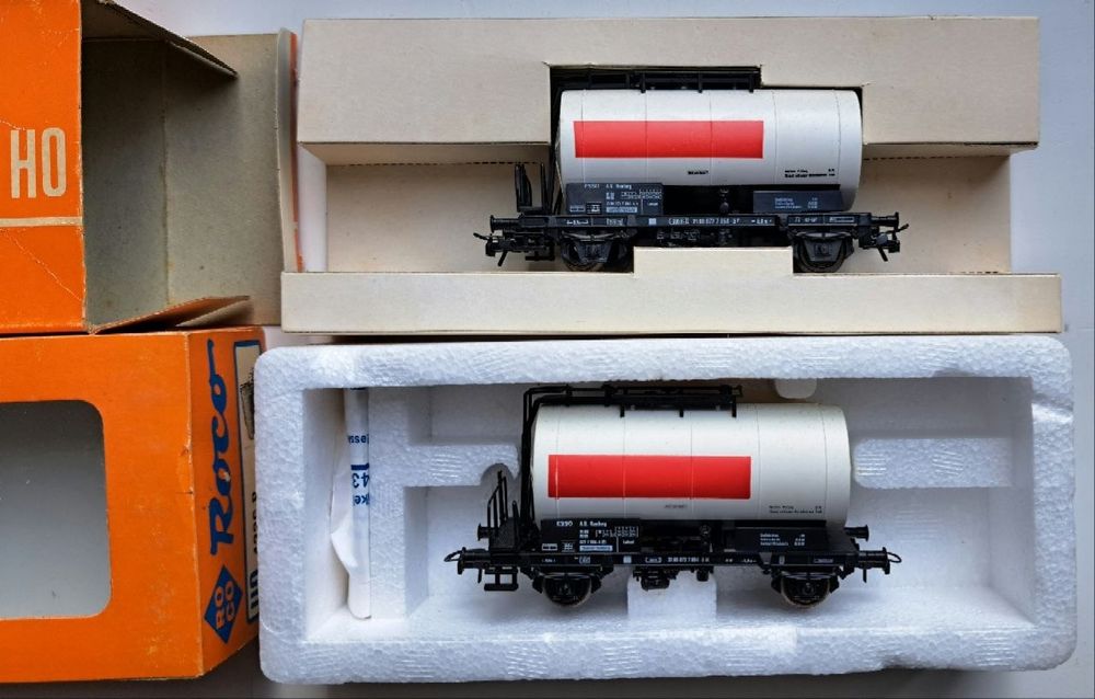 Пасажирські, товарні вагони, цистерни Roco HO 1:87