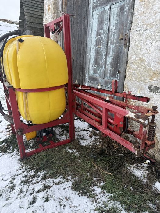 Оприскувач Польський навісний 400л.