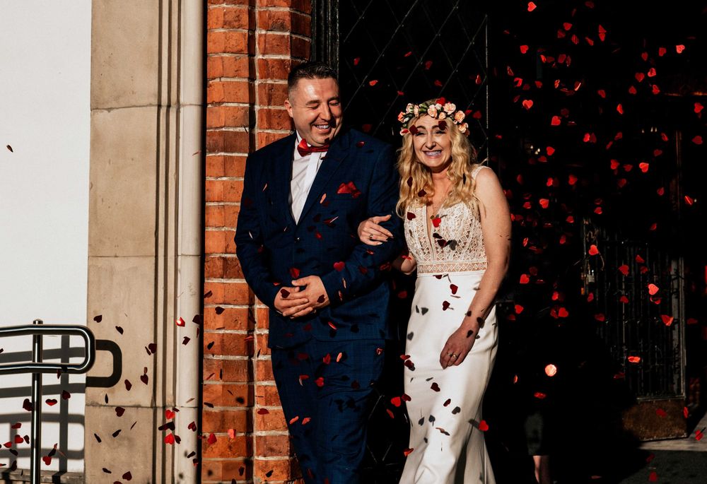 Kamerzysta ślubny reportaż film z wesela Jest Tanio i Dobrze