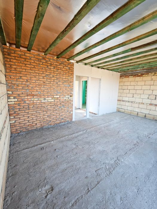 Прожаж будинку р-н Молокозаводу на ділянці 5 соток