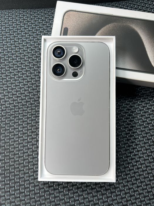 Продам Iphone 15 Pro 128