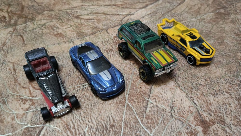 Hot wheels комплект/поштучно