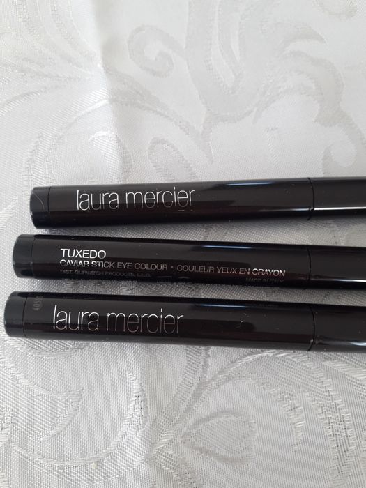 Caviar Stick Eye Colour Laura Mercier kolor texedo