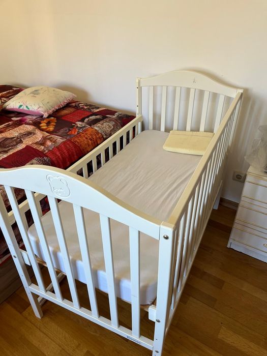 Cama bebê branco