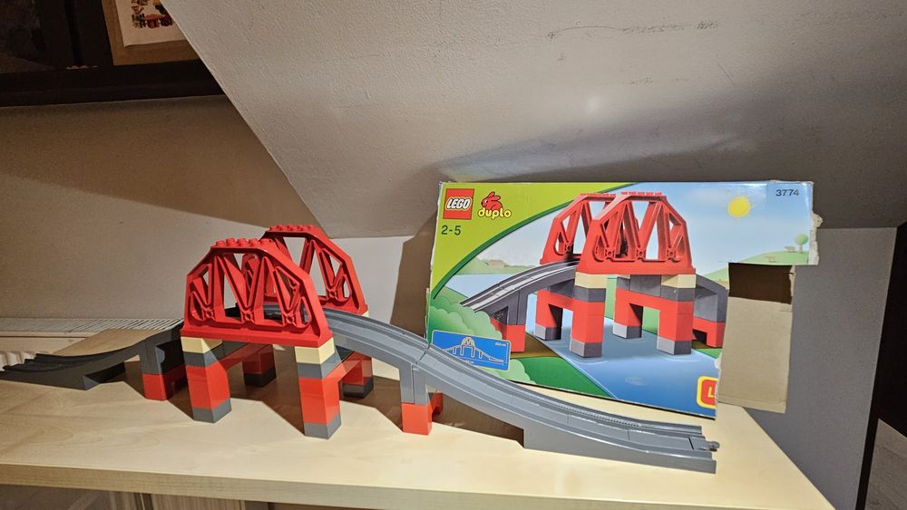 Wiadukt Lego Duplo. Zestaw 3774.