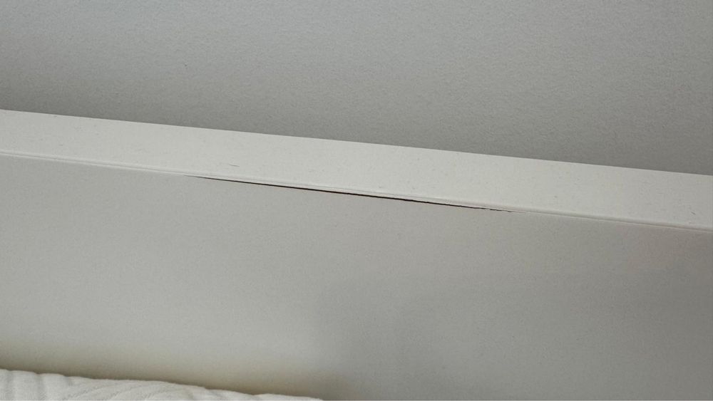 Cama Ikea e colchao