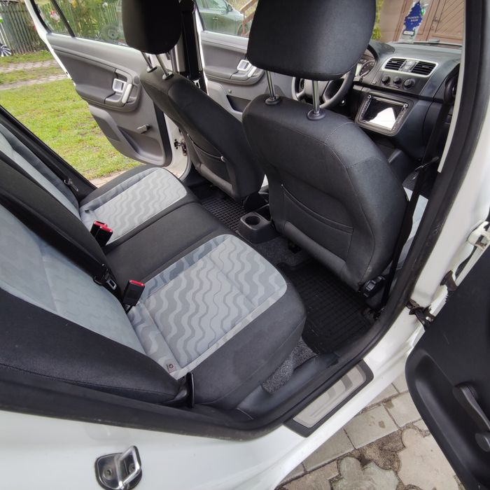 BDB Skoda Fabia II 1,4 16v PB klima NAVI 1 lakier OC/PT 11.26 bez RDZY