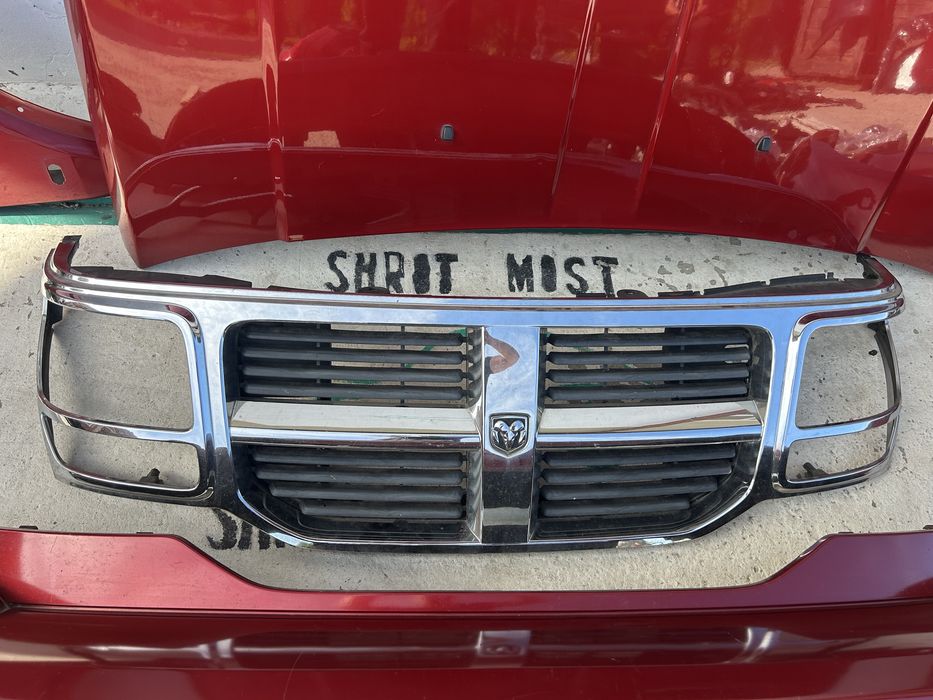 Капот Dodge Nitro