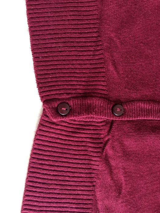 Casaquinhos de malha, cós em V (tamanho L)