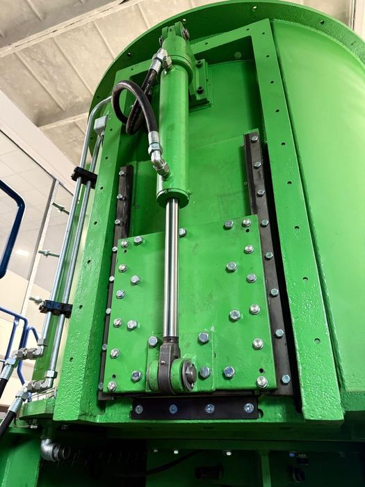 Kruszarka łańcuchowa MeWa UNI-CUT QZ 1600 do recyklingu THM, ANDRITZ