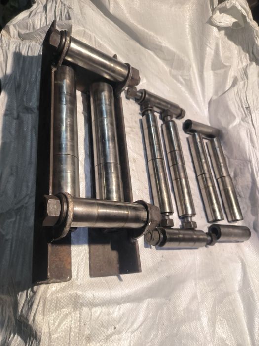 Пальці та роліки на лебідку ГАЗ-66 ЗІЛ-131 УРАЛ КАМАЗ КРАЗ МАЗ та ін
