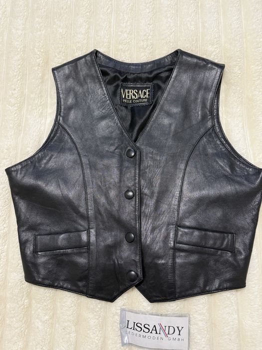 Кожаная жилетка Versace
