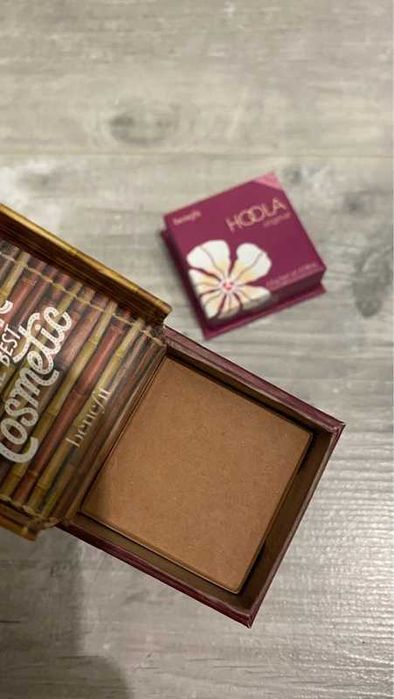 Bronzer do twarzy Hoola original Benfit nowy