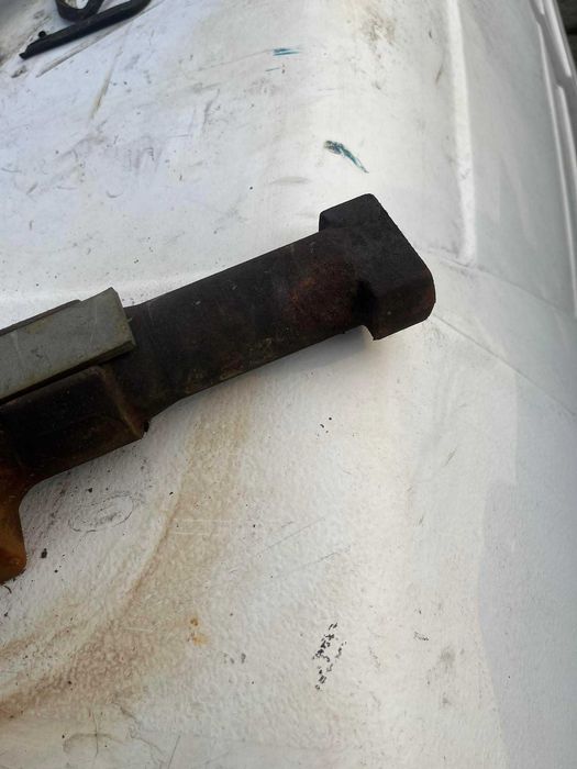 Hak zaczep przedni DAF