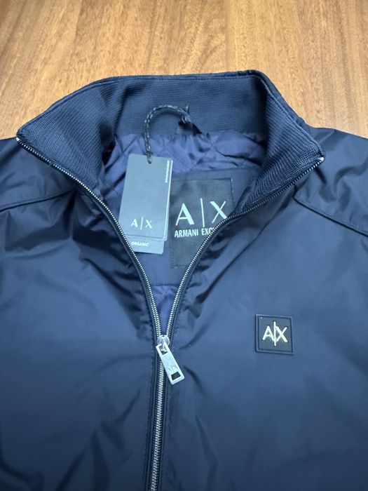 Продаю новую мужскую куртку ARMANI