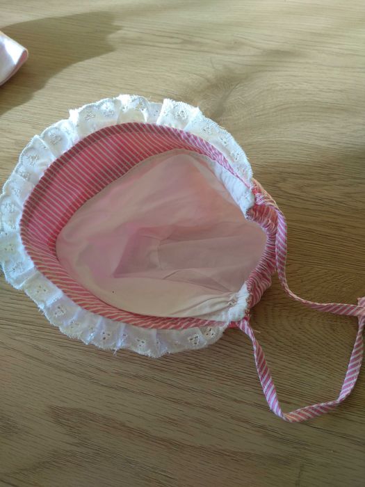 Czapeczki niemowlęce 36