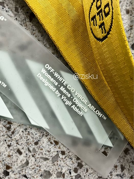 Off-white Industrial belt