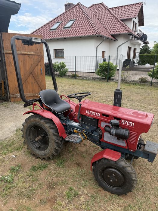 Sprzedam ciagnik Kubota 7001