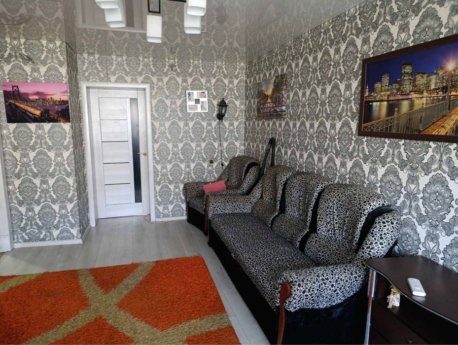 Срочно!Продается 2к квартира м-н Артема.