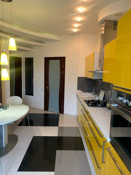 Продажа квартиры в Монолите 150м,цена 160т$