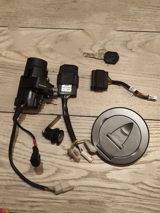 Stacyjka Zegary plastiki ktm Rc8 rc8r