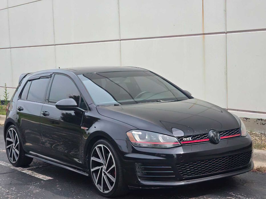 Volkswagen Golf GTI      2015