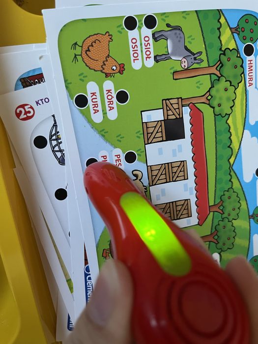 Gra edukacyjna „Mówiące pióro” Clementoni