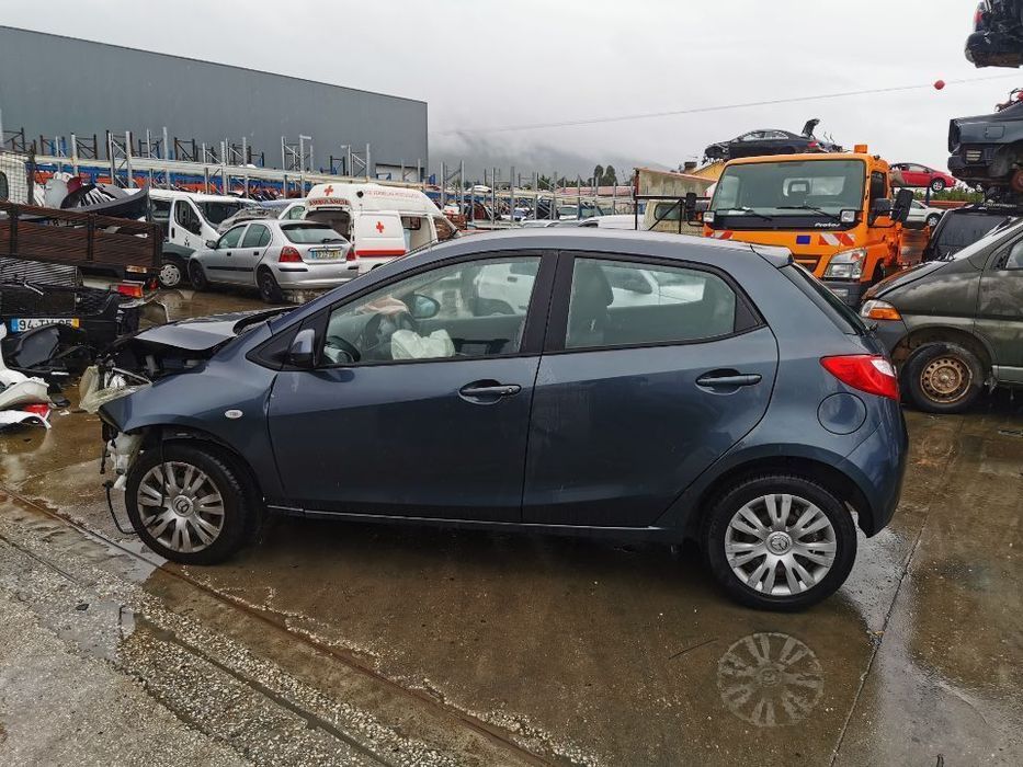 Peças Mazda 2  2.0 do ano 2010 (RF7J)