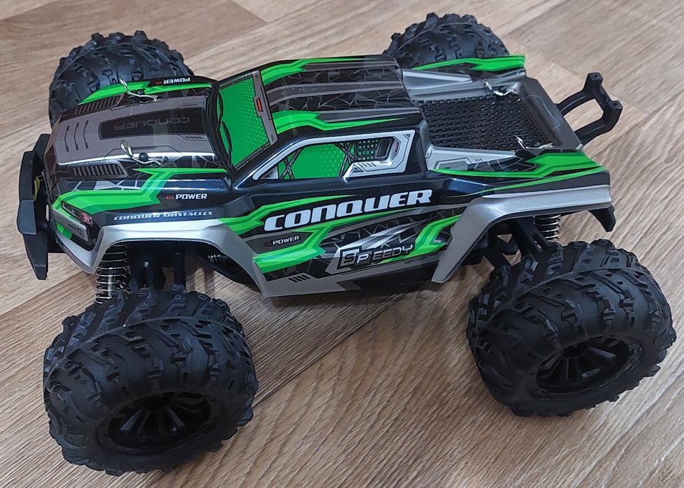 (НОВЫЙ) Радиоуправляемая машина Дрифт 4WD 50км