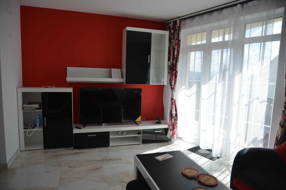 Apartament  77mkw-300 zł/d lub 80 mkw-350 zł/d