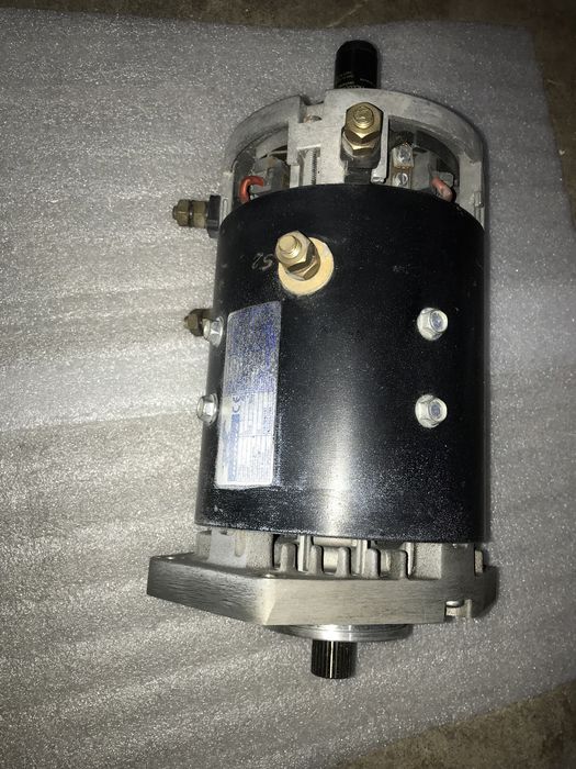 Motor de andamento de uprigth AB38