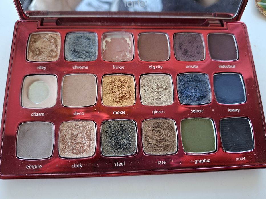 Tarte Glamour cienie