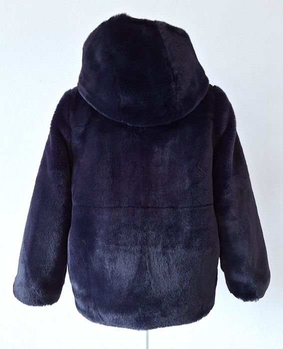 Casaco com pelo azul (Zara)