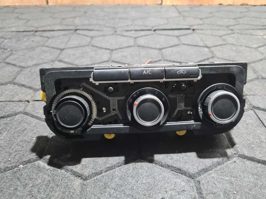 VW Transporter T5 lift 13r panel nawiewu klimatyzacji