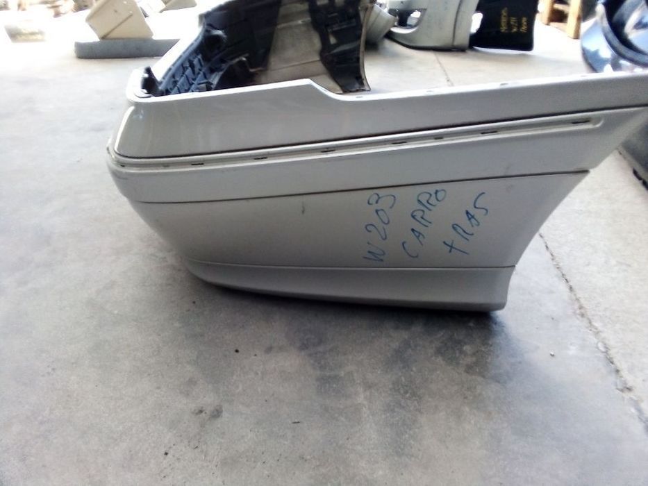 Para choques Traseiro Mercedes  W203 C220 2001 Carro