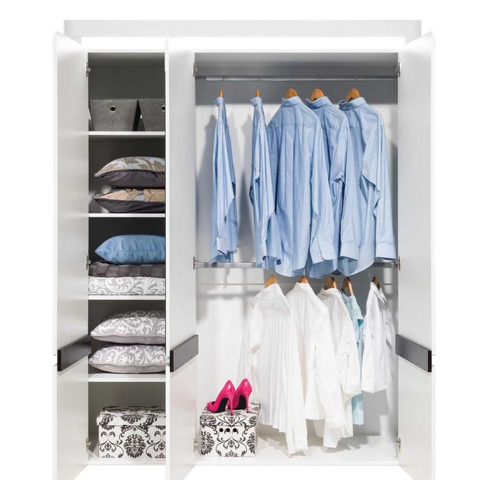 SZAFA nowa w paczkach