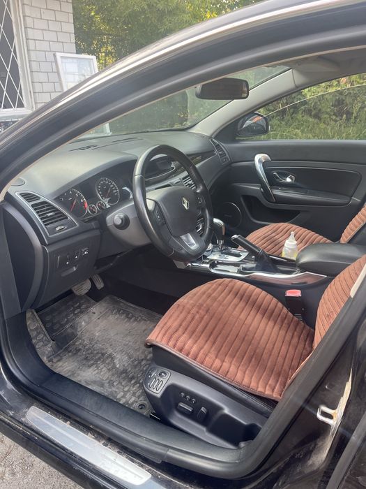 Продам власний автомобіль.
