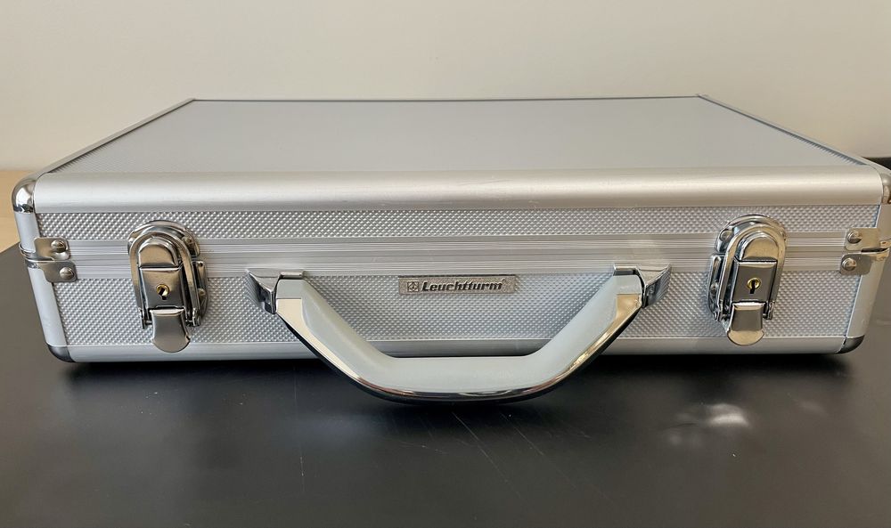 Mala Leuchtturm numismatica