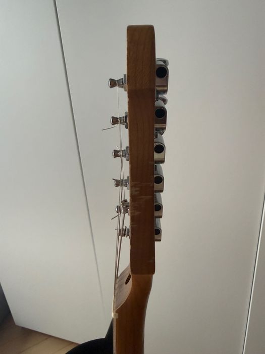 Gitara elektryczna JET Guitars JS-300 BL SSS