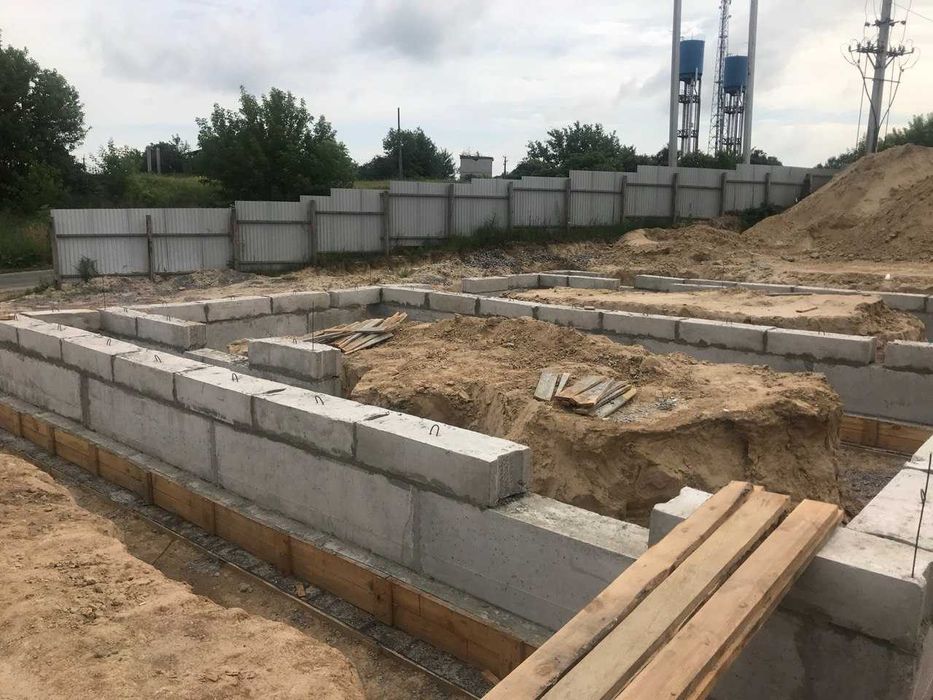Автономний будинок біля Києва
