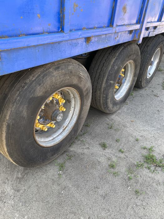 Напіпричіп зерновоз бортовий полуприцеп schmitz