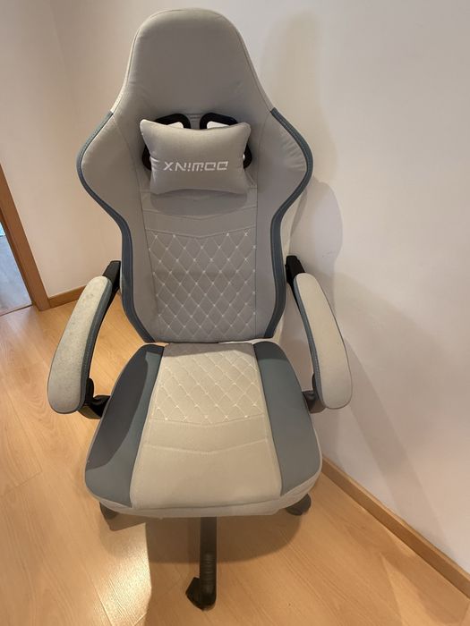 Cadeira Gaming Downix Semi Nova