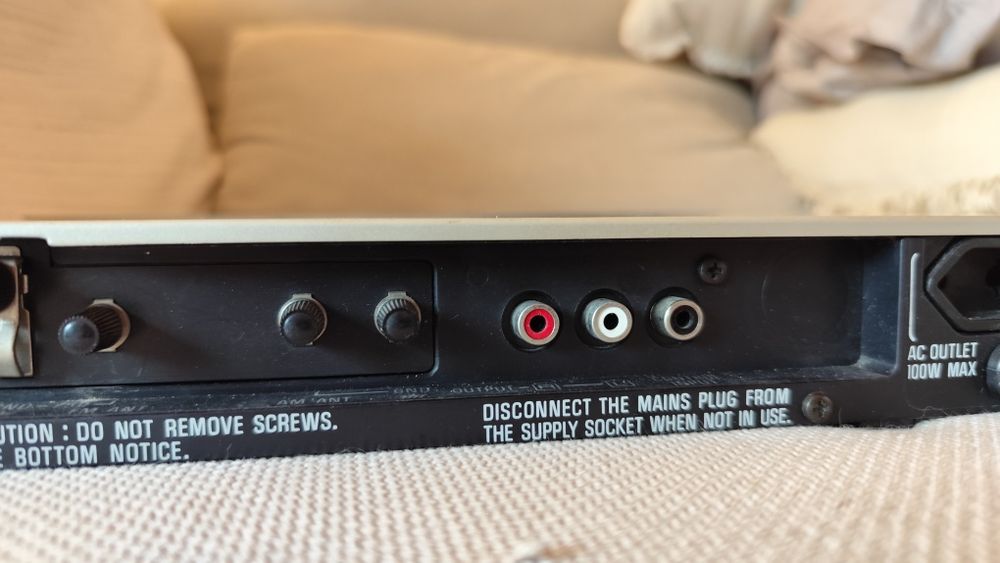 Tuner AM/FM Stereo Technics ST-5 (82-84)
